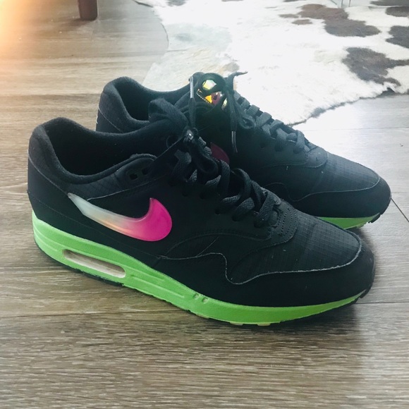 nike air max 1 se jelly swoosh